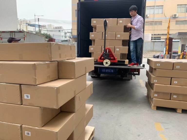165 Units 120W All-in-One LED Street Lights Export to Dubai | Sunlux LED Lighting